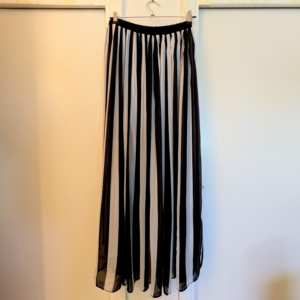 Black and White Striped Maxi  Skirt